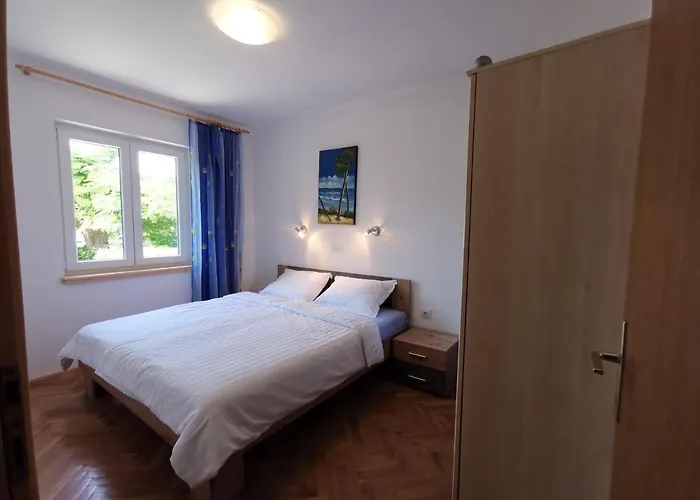 Apartments Jurandvor
