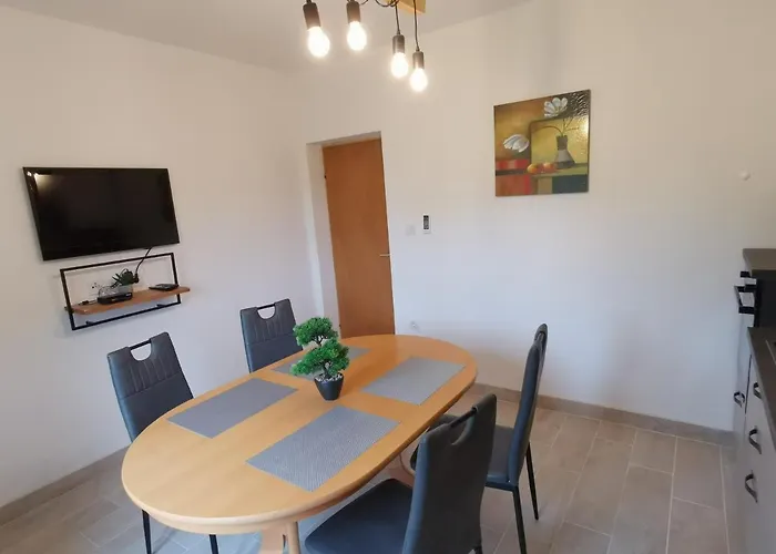 Apartments Jurandvor
