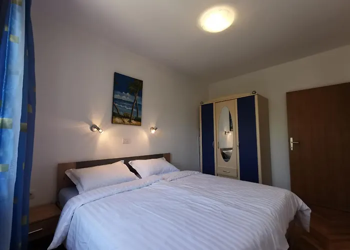 Apartments Jurandvor